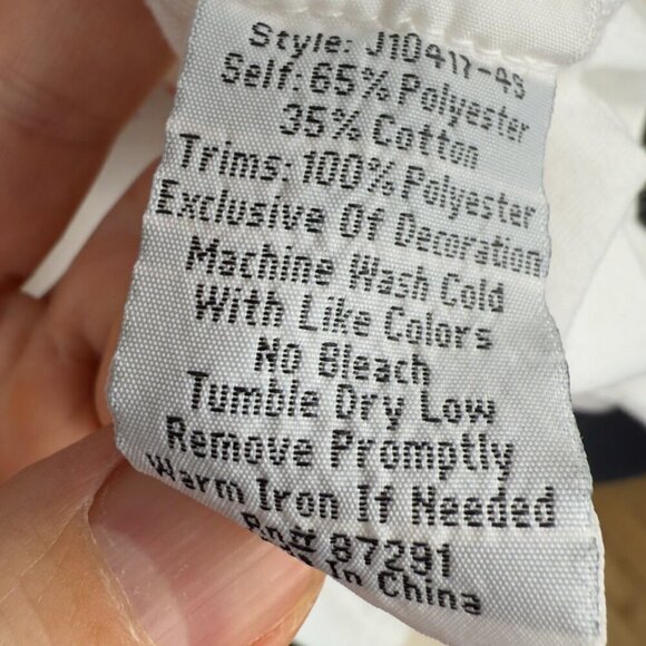 JOHNNY WAS White Embroided Colorful Red Blue Pink Floral Patterns T-shirt Top S - Picture 5 of 5